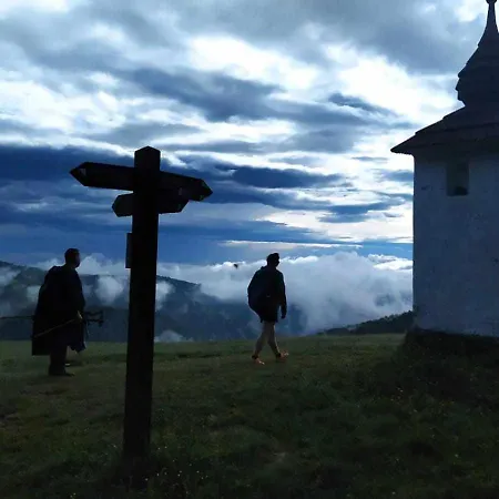 Dom wakacyjny Pod Lubaniem *