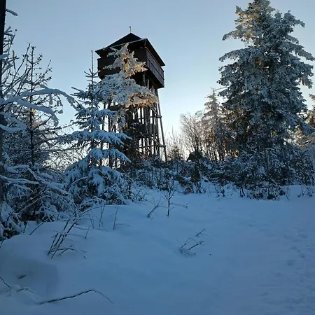 Pod Lubaniem Holiday home