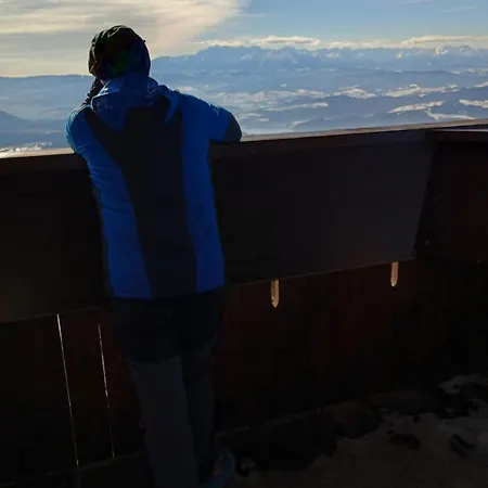 Pod Lubaniem Ferienhaus *